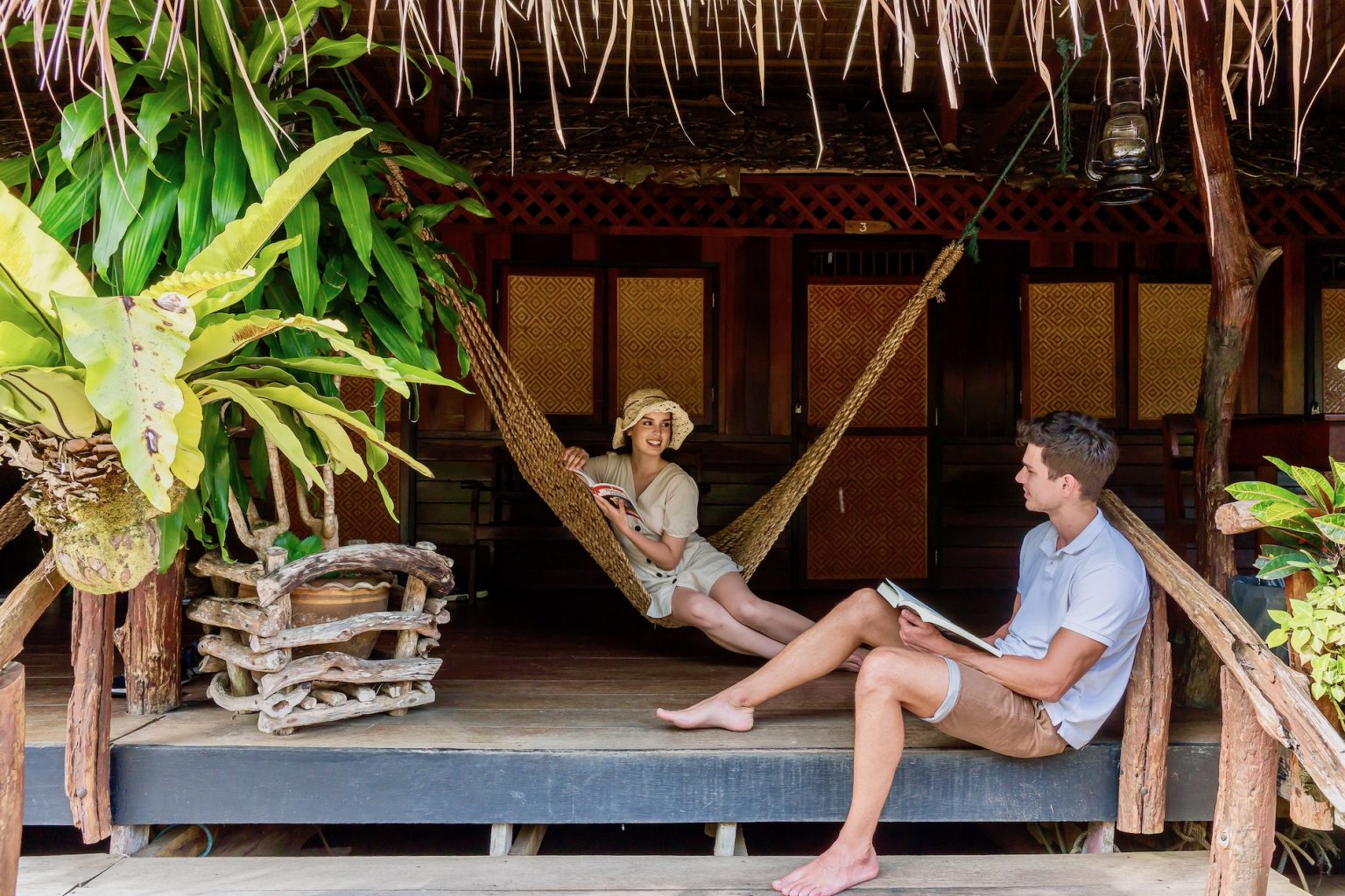 Floating Hotel In Kanchanaburi River Kwai Jungle Rafts Resort