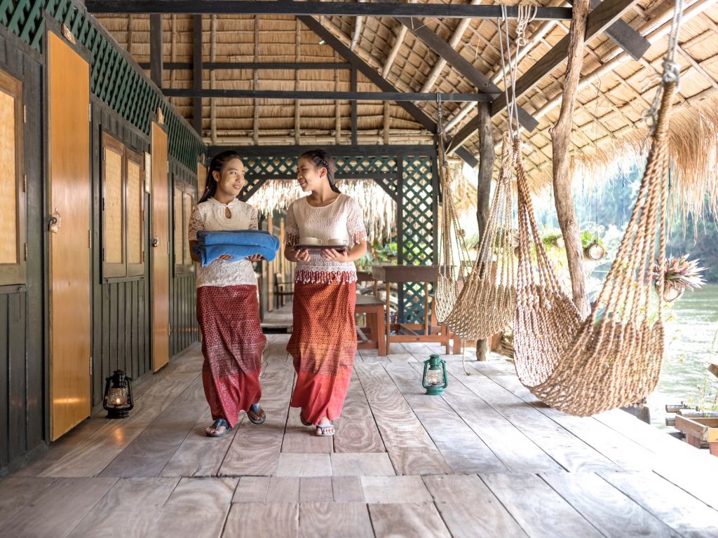 Travel Guide 4