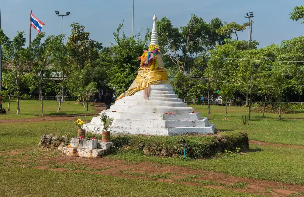 three-pagodas-pass-at-kanchanaburi-3