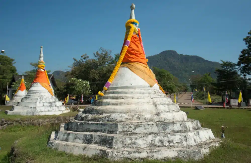 three-pagodas-pass-at-kanchanaburi-2